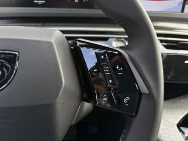 PEUGEOT 5008 NV Hybrid 145 e-DSC6 Allure