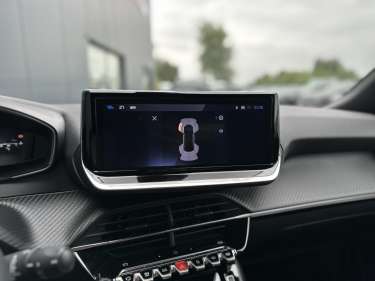 PEUGEOT 2008 NV Hybrid 145 e-DSC6 Allure