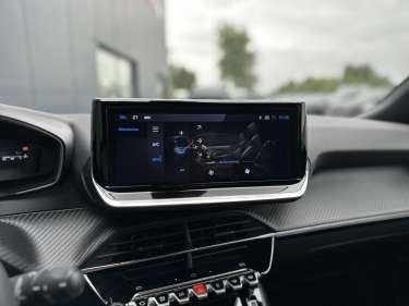 PEUGEOT 2008 NV Hybrid 145 e-DSC6 Allure