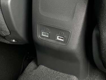 PEUGEOT 2008 NV Hybrid 145 e-DSC6 Allure