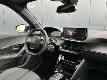 PEUGEOT 2008 NV Hybrid 145 e-DSC6 Allure