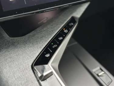 PEUGEOT 3008 NV Hybrid 145 e-DSC6 Allure