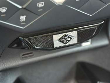 DS DS3 CROSSBACK 1.5 BlueHDI 130 EAT8 Peformance Line