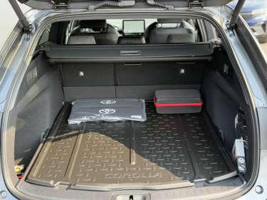 TOYOTA COROLLA TOURING SPORT 1.8 Hybrid 140 Design