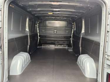 RENAULT TRAFIC L2H1 3T 2.0 BlueDCI 150 Auto9 Extra
