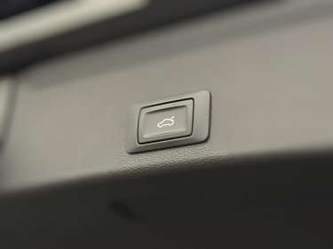 AUDI A4 AVANT 2.0 TDI 150 S-Tronic Design