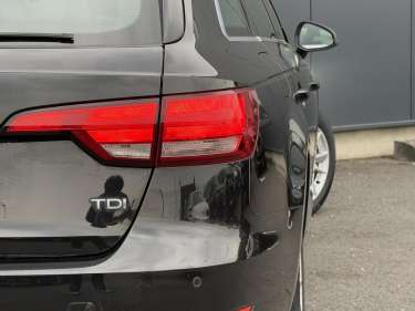 AUDI A4 AVANT 2.0 TDI 150 S-Tronic Design