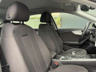 AUDI A4 AVANT 2.0 TDI 150 S-Tronic Design