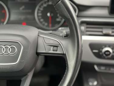 AUDI A4 AVANT 2.0 TDI 150 S-Tronic Design