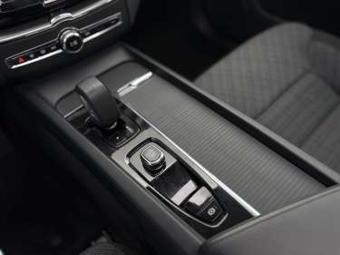 VOLVO XC60 T6 AWD PHEV 350 Plus Style Chrome