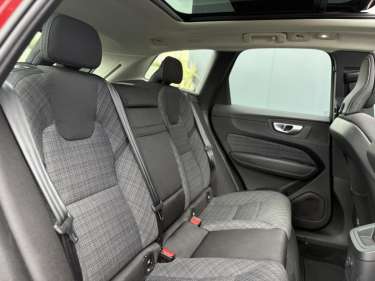 VOLVO XC60 T6 AWD PHEV 350 Plus Style Chrome