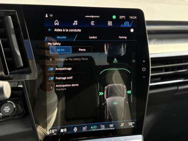 RENAULT RAFALE E-Tech Full Hybrid 200 Esprit Alpine