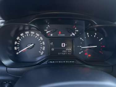 CITROEN C3 1.5 BlueHDI 100 Shine