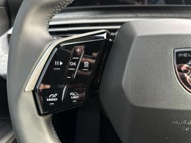 PEUGEOT 3008 NV Hybrid 145 e-DSC6 Allure