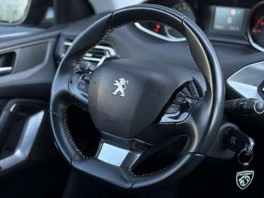 PEUGEOT 308 1.5 BlueHDI 130 EAT8 Active Business