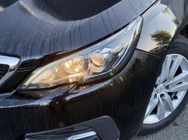 PEUGEOT 308 1.5 BlueHDI 130 EAT8 Active Business