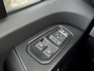 NISSAN PRIMASTAR COMBI L2 3T 2.0 DCI 150 Tekna