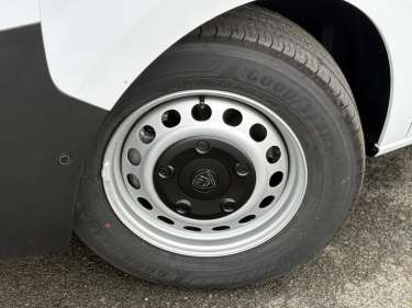 PEUGEOT EXPERT M NV 1.5 BlueHDI 120