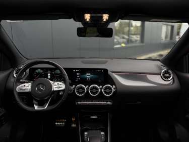 MERCEDES GLA 200d 8G-DCT AMG Line