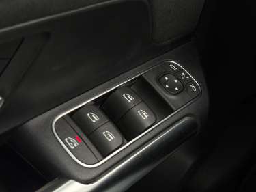 MERCEDES GLA 200d 8G-DCT AMG Line