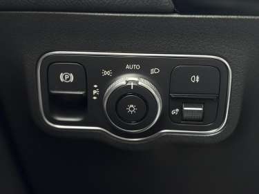 MERCEDES GLA 200d 8G-DCT AMG Line