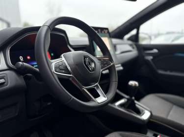 RENAULT CAPTUR TCE 100 Techno