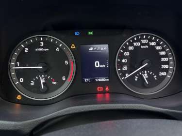 HYUNDAI TUCSON 1.7 CRDI 115 Premium