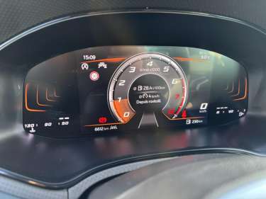 SEAT ARONA TSI 115 Xpérience