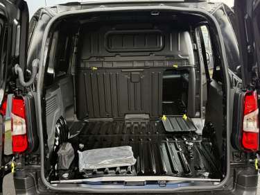 CITROEN BERLINGO VAN M 650KG 1.5 BlueHDI 130 EAT8