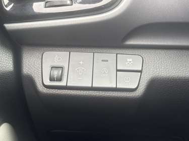 KIA STONIC 1.0 T-GDI MHEV 100 Launch Edition