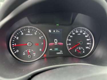 KIA STONIC 1.0 T-GDI MHEV 100 Launch Edition