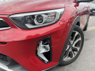 KIA STONIC 1.0 T-GDI MHEV 100 Launch Edition