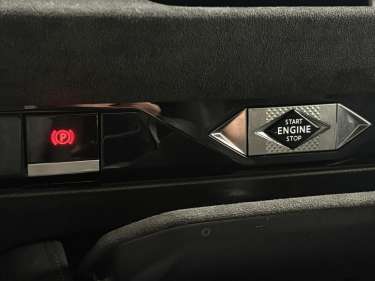 DS DS4 1.5 BlueHDI 130 EAT8 Performance Line +