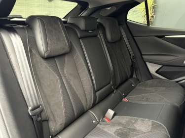 DS DS4 1.5 BlueHDI 130 EAT8 Performance Line +