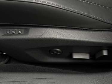 DS DS4 1.5 BlueHDI 130 EAT8 Performance Line +