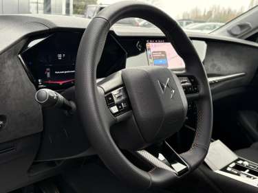 DS DS4 1.5 BlueHDI 130 EAT8 Performance Line +