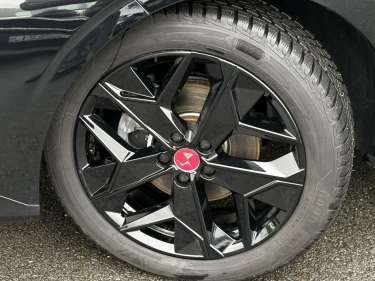 DS DS4 1.5 BlueHDI 130 EAT8 Performance Line +