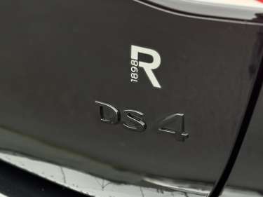 DS DS4 1.5 BlueHDI 130 EAT8 Performance Line +
