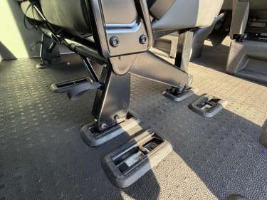 VW TRANSPORTER T6 MINIBUS L1 - 2.0 TDI 110