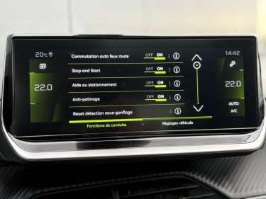 PEUGEOT 208 1.2 PureTech 130 EAT8 GT