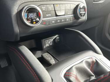 FORD KUGA III 1.5 EcoBoost 150 ST-Line