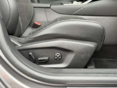 DS DS4 1.5 BlueHDI 130 EAT8 Etoile