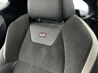 TOYOTA C-HR 2.0 Hybrid 184 e-CVT GR Sport