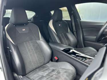 TOYOTA C-HR 2.0 Hybrid 184 e-CVT GR Sport