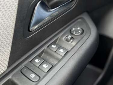 CITROEN C4 X 1.5 BlueHDI 130 EAT8 Max