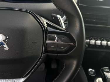 PEUGEOT 3008 1.5 BlueHDI 130 EAT8 Allure Pack