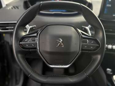 PEUGEOT 3008 1.5 BlueHDI 130 EAT8 Allure Pack