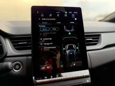 RENAULT CAPTUR E-Tech Full Hybrid 145 Techno