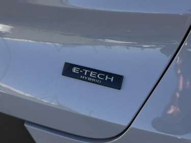 RENAULT CAPTUR E-Tech Full Hybrid 145 Techno