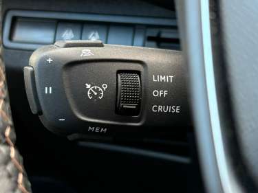 PEUGEOT 3008 1.5 BlueHDI 130 EAT8 GT